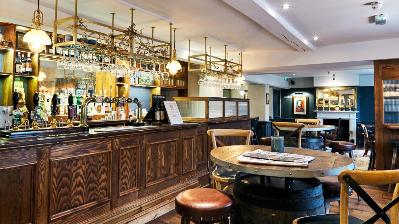 Hotel The Wellington Arms - Basingstoke-Reading à Heckfield Extérieur photo